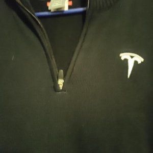 New Tesla black mens sweater size medium